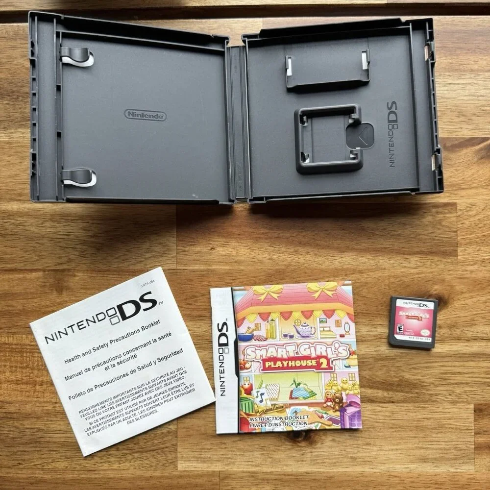 Smart‎ Girl's Playhouse 2 (Nintendo DS, 2009) Complete in Box CIB WORKING TESTED